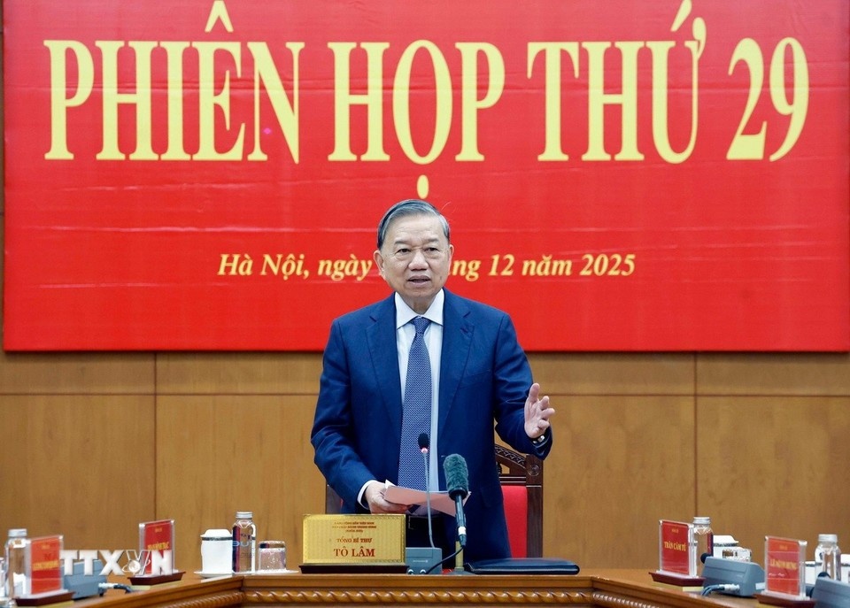 23 can bo dien Trung uong quan ly bi ky luat trong nam 2025 hinh anh