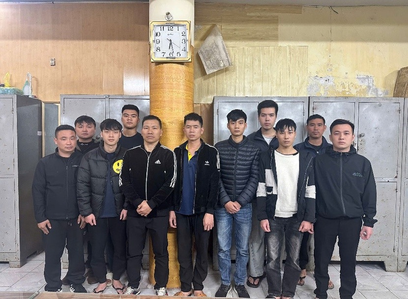 Nguy trang,  Lenh chuyen tien anh 1