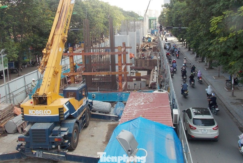 Yeu cau thu hep,  hang rao anh 1