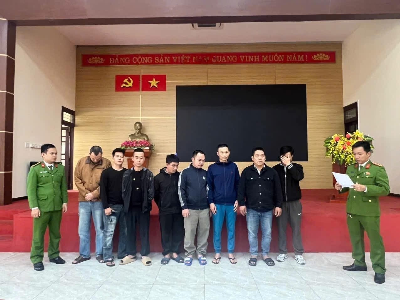 Triet pha duong day ca do bong da giao dich hang tram ty dong hinh anh