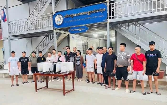 Triet pha,  Duong day lua dao,  7.500 ty anh 1