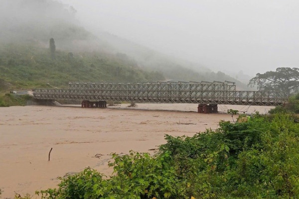 De phong nguy co lu quet, sat lo dat o Da Nang va Quang Ngai hinh anh