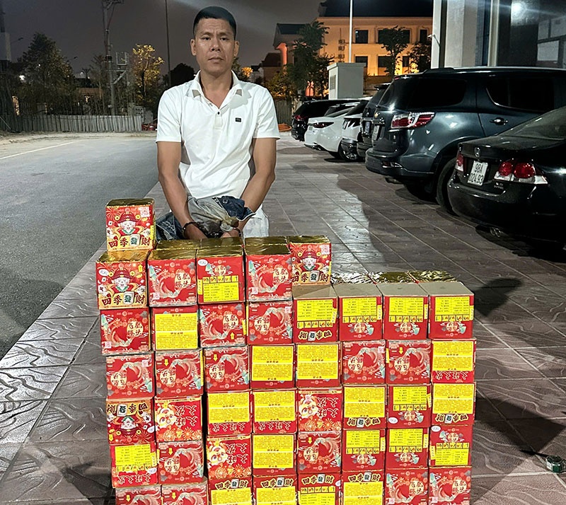 Khoi to,  Tai xe Toyota Camry,  130 kg phao no anh 1