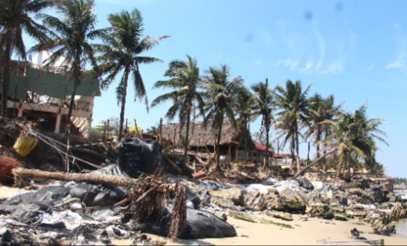 Da Nang cong bo tinh huong khan cap hinh anh