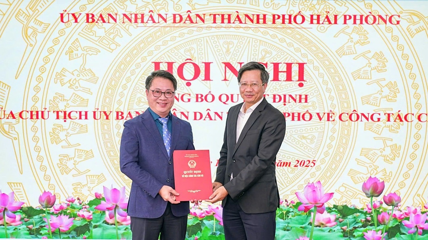 Dieu dong, bo nhiem nhan su o 5 tinh, thanh hinh anh