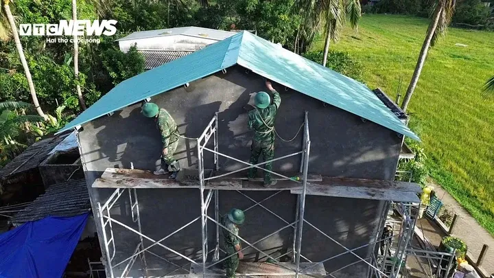 chien dich quang trung anh 2