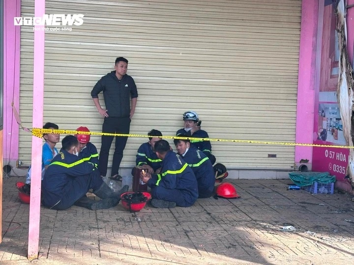 Chay nha 4 nguoi chet anh 1