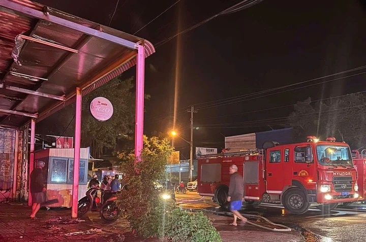 Chay nha 4 nguoi chet anh 3