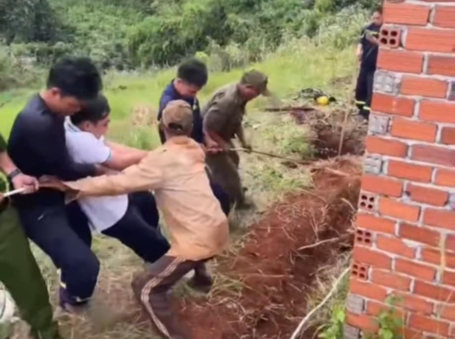 Ho sau 10m Dong Nai anh 2