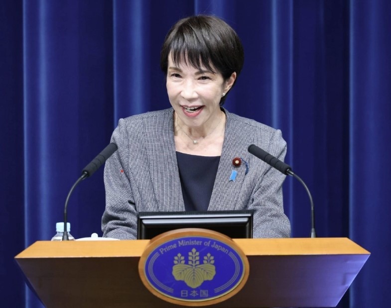 Thu tuong Nhat can nhac tham Nha Trang truoc thuong dinh My - Trung hinh anh