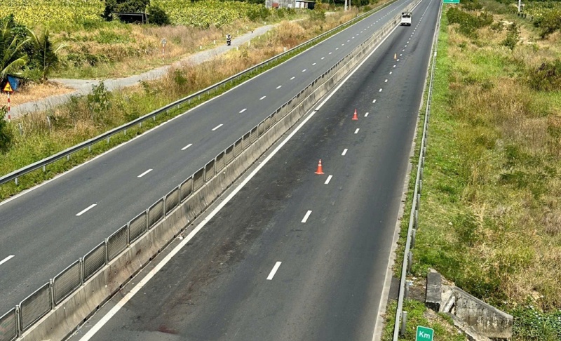 Dieu tra vu mot canh tay bat thuong tren cao toc Vinh Hao - Phan Thiet hinh anh