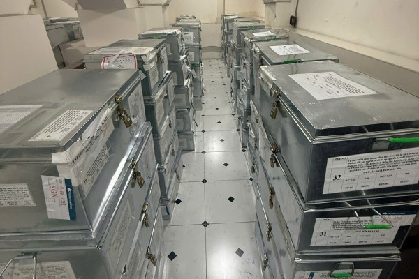 Kho tai lieu chua 1,5 trieu but luc vu an kiem dinh sua Hiup, keo Kera hinh anh