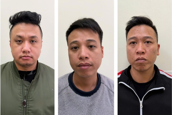 Bat khan cap 3 doi tuong co y gay thuong tich tai ben xe Giap Bat hinh anh