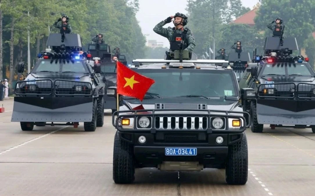 Phan luong giao thong phuc vu Le xuat quan bao ve Dai hoi Dang XIV hinh anh