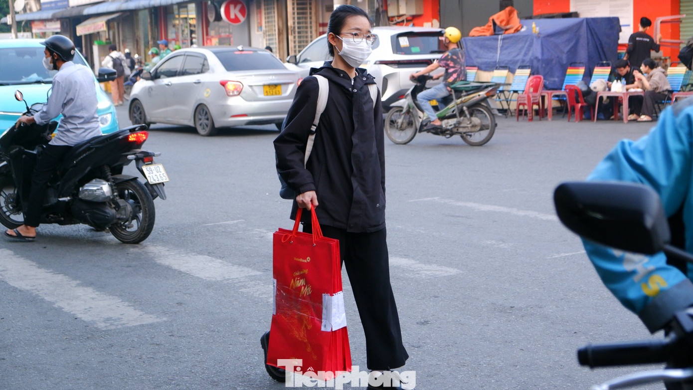 Nguoi TP.HCM ve que anh 10