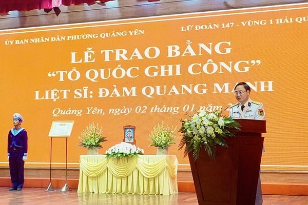 Trao Bang To quoc ghi cong liet si Dam Quang Manh hinh anh