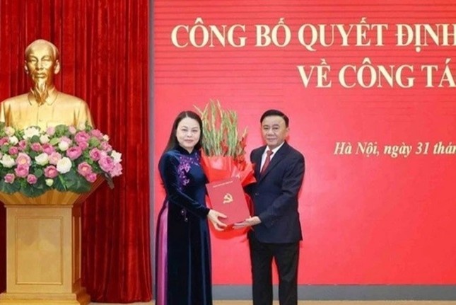 Van phong Trung uong Dang co tan Pho chanh Van phong Thuong truc hinh anh