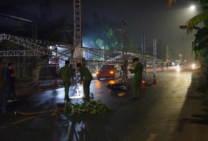 Dung rap dam cuoi,  Chiem long duong anh 2