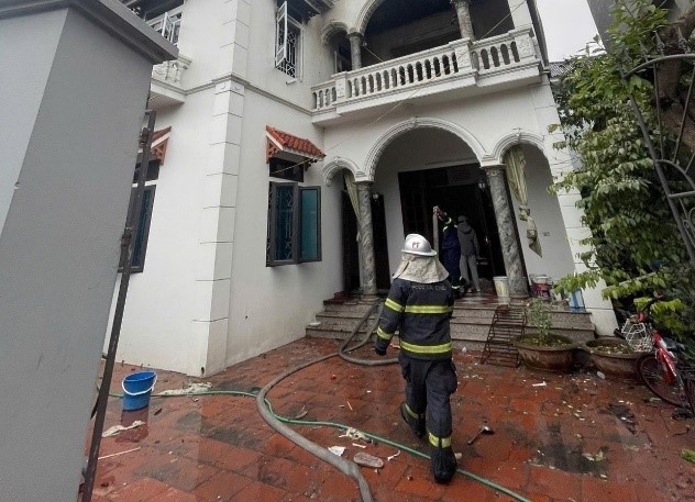 La liet xac phao anh 2