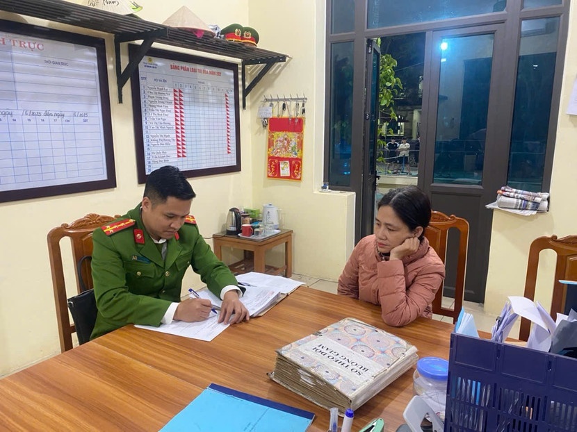 Bat giam doi tuong,  Hua chay viec anh 1