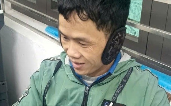 Tam giu doi tuong sat hai dong nghiep roi cham lua dot nha xuong hinh anh