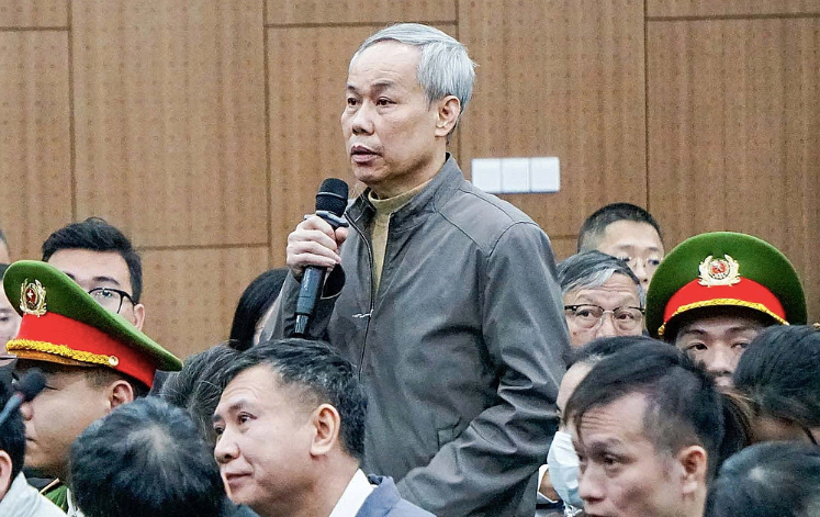 Loi khai cua 2 cuu Pho cuc truong Cuc An toan thuc pham tai toa hinh anh