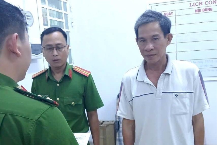 Tam giu nguoi dan ong bi to hiep dam be gai 11 tuoi hinh anh