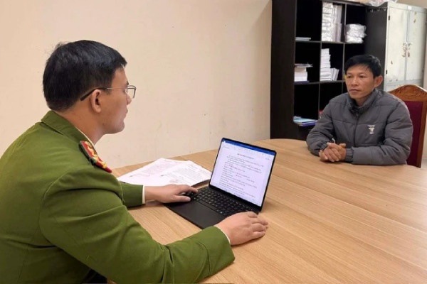 Dung rap dam cuoi chiem long duong khien nguoi di xe may tu vong hinh anh