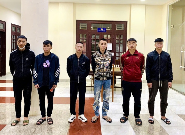 cho vay lai nang anh 1