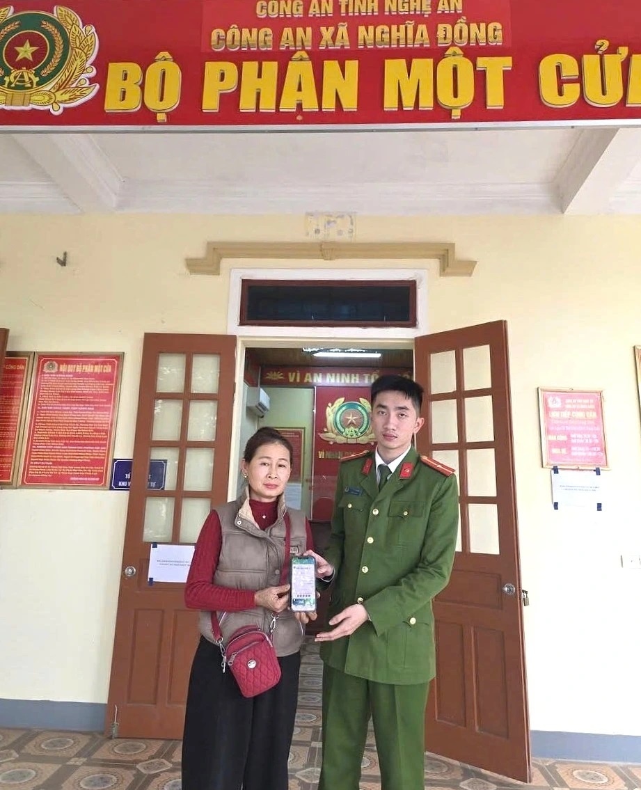 Chuyen khoan nham Nghe An anh 1
