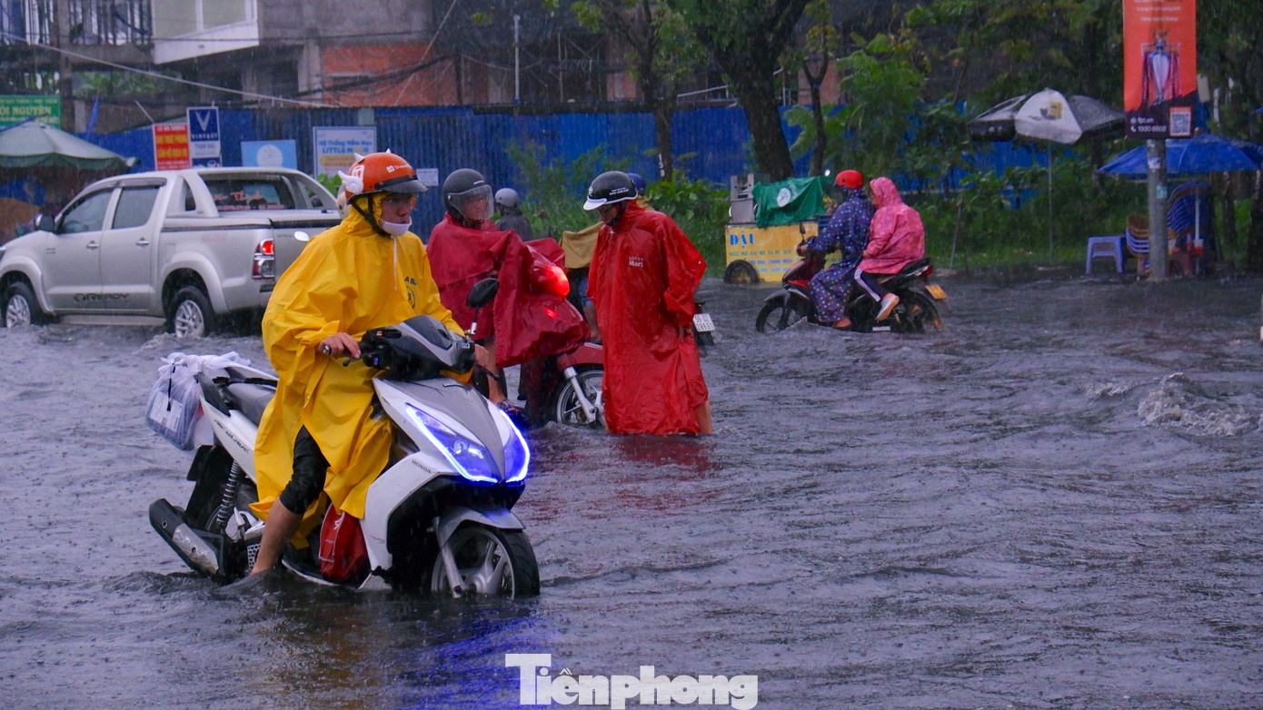 Mua trai mua TP.HCM anh 7