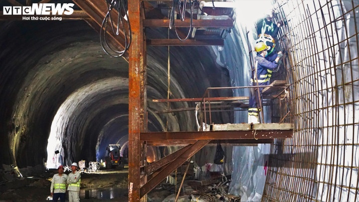 Thong ham Deo Phuong Hoang anh 2