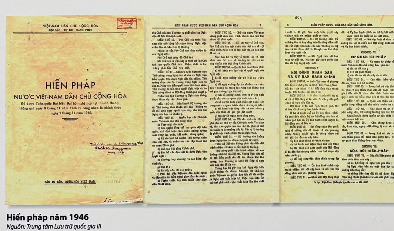 80 nam Quoc hoi anh 3