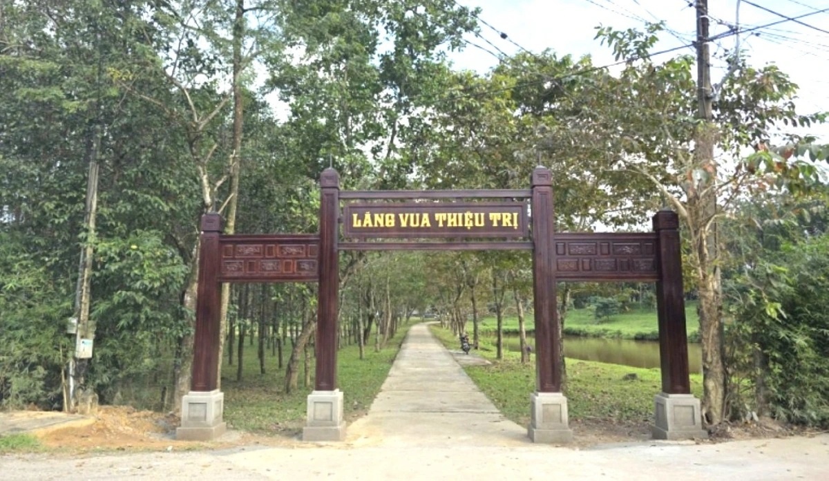 lang vua Thieu Tri anh 4