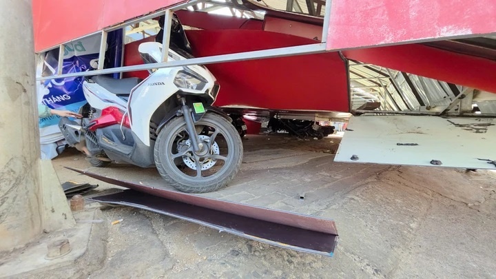 Bien Viettel Store do sap anh 2