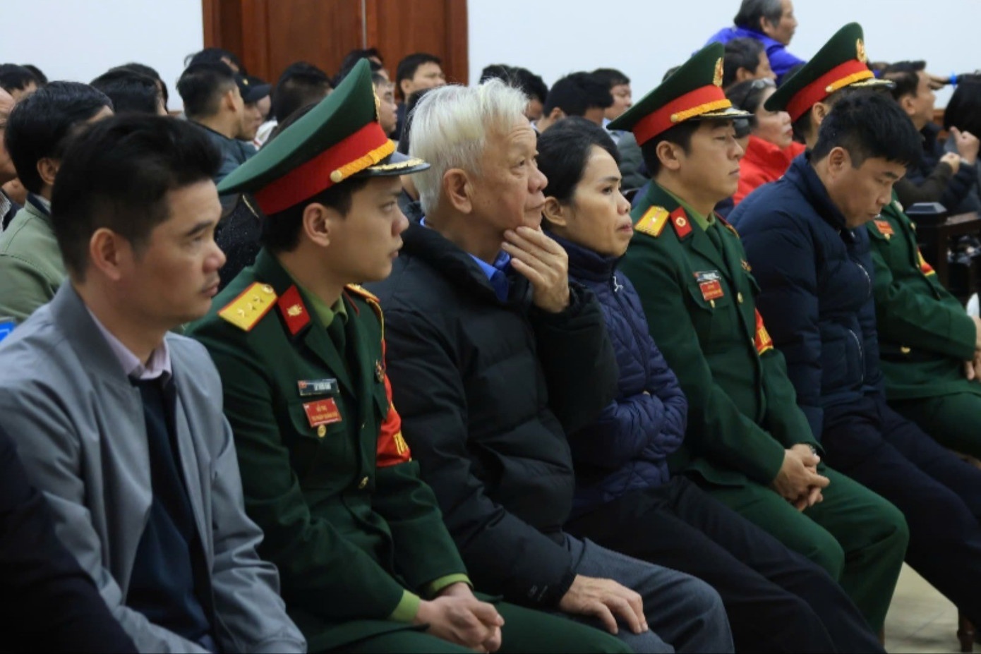 Vu thau tom dat o Nha Trang: Chu tich Phuc Son bi de nghi 10-12 nam tu hinh anh