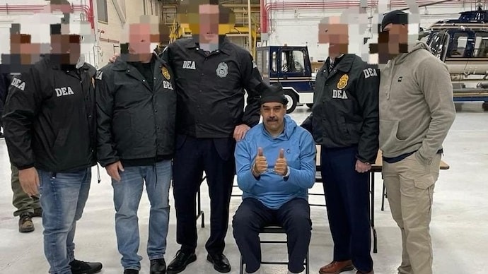 My dieu chinh cao buoc voi ong Maduro hinh anh