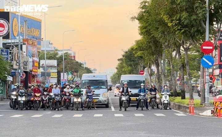 TP.HCM lanh 17 do anh 3