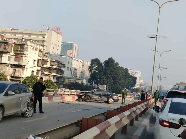 Nu tai xe buon ngu anh 2