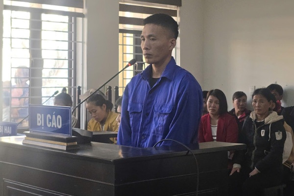 Dung bua hanh hung con rieng cua vo, cha duong linh an tu hinh anh