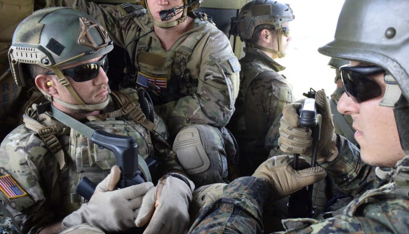 Dac nhiem My chuyen huong, lo dien muc tieu tiep theo sau Venezuela hinh anh