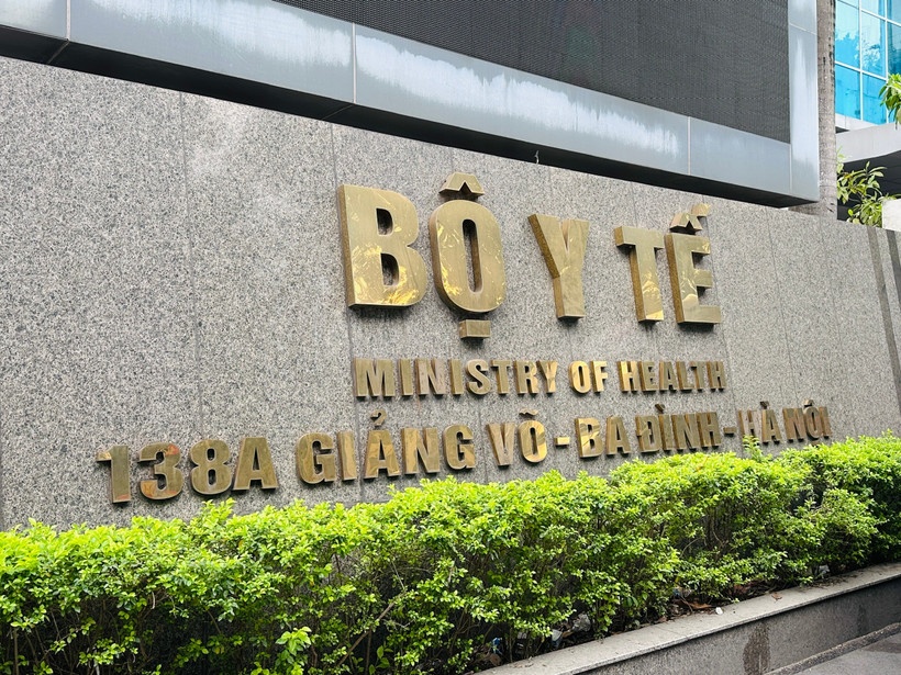 Kiem tra tin mat ve sinh o nha hang tiec cuoi Adora tai TP.HCM hinh anh