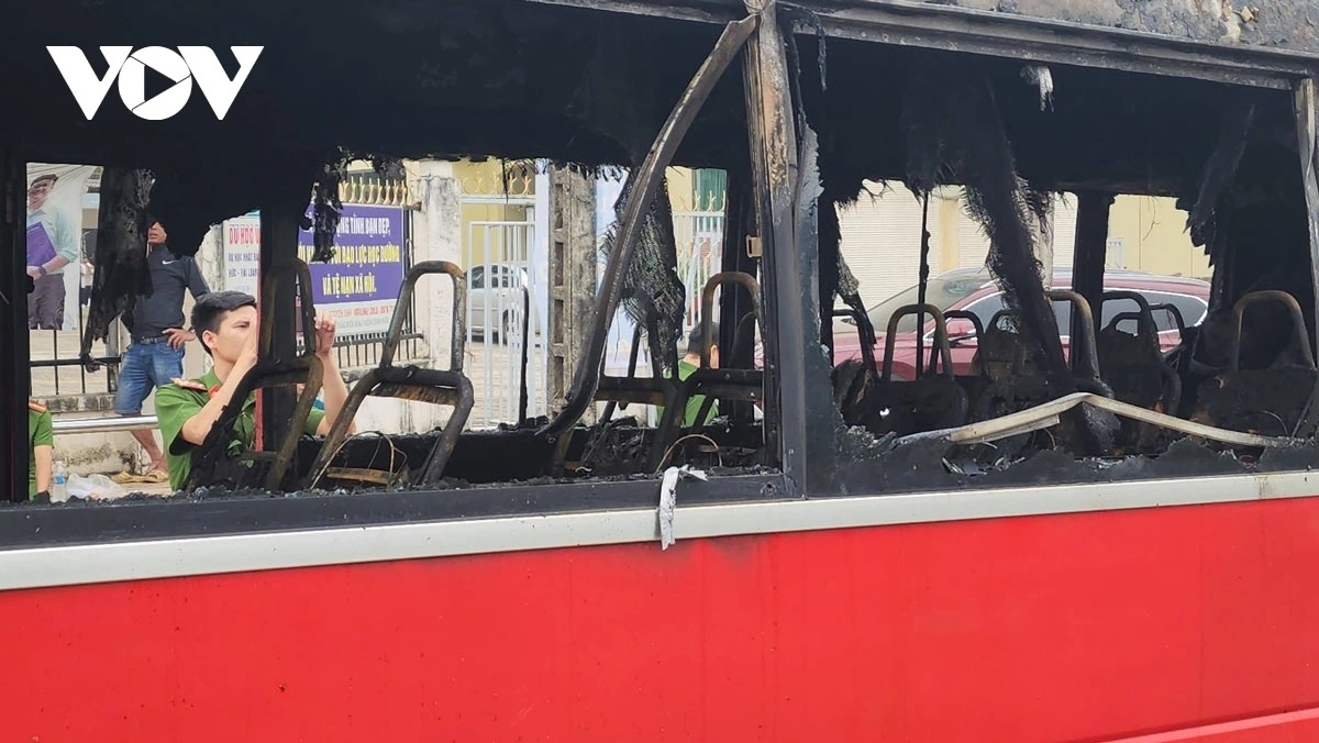 Xe khach chay Dong Nai anh 2