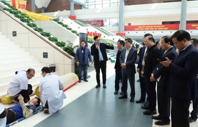 Dien tap bao dam cong tac y te phuc vu Dai hoi XIV cua Dang hinh anh