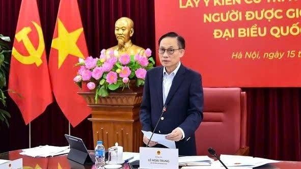 Gioi thieu Bo truong Ngoai giao Le Hoai Trung ung cu DBQH khoa XVI hinh anh