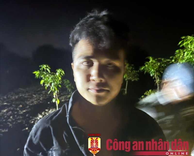 Bat giu toan bo,  4 doi tuong,  tron khoi trai,  tam giam anh 1