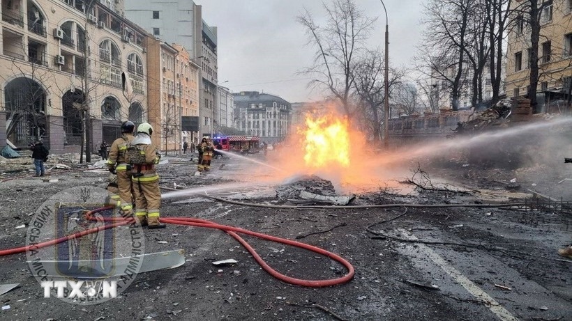 Nghi si Ukraine keu goi ban bo tinh trang khan cap tai Kyiv hinh anh
