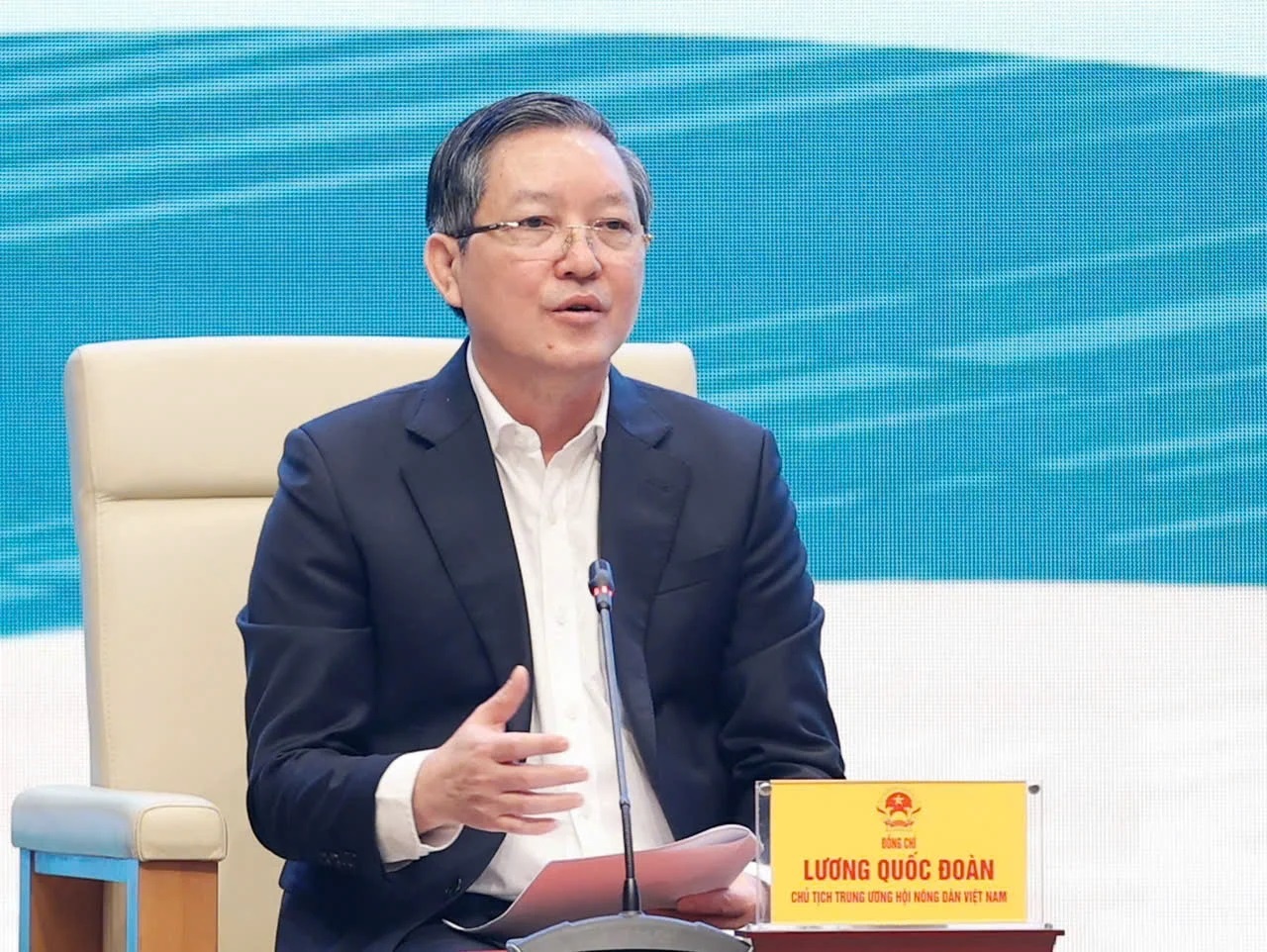 Phat huy vai tro, suc sang tao cua nong dan trong ky nguyen moi hinh anh