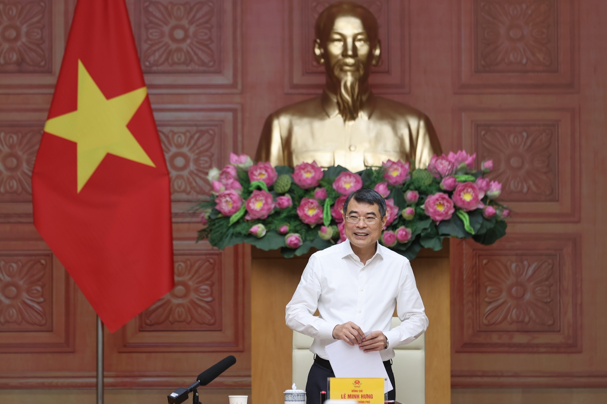 Thu tuong: Tham muu doi moi toan dien, manh me cong tac doi ngoai hinh anh