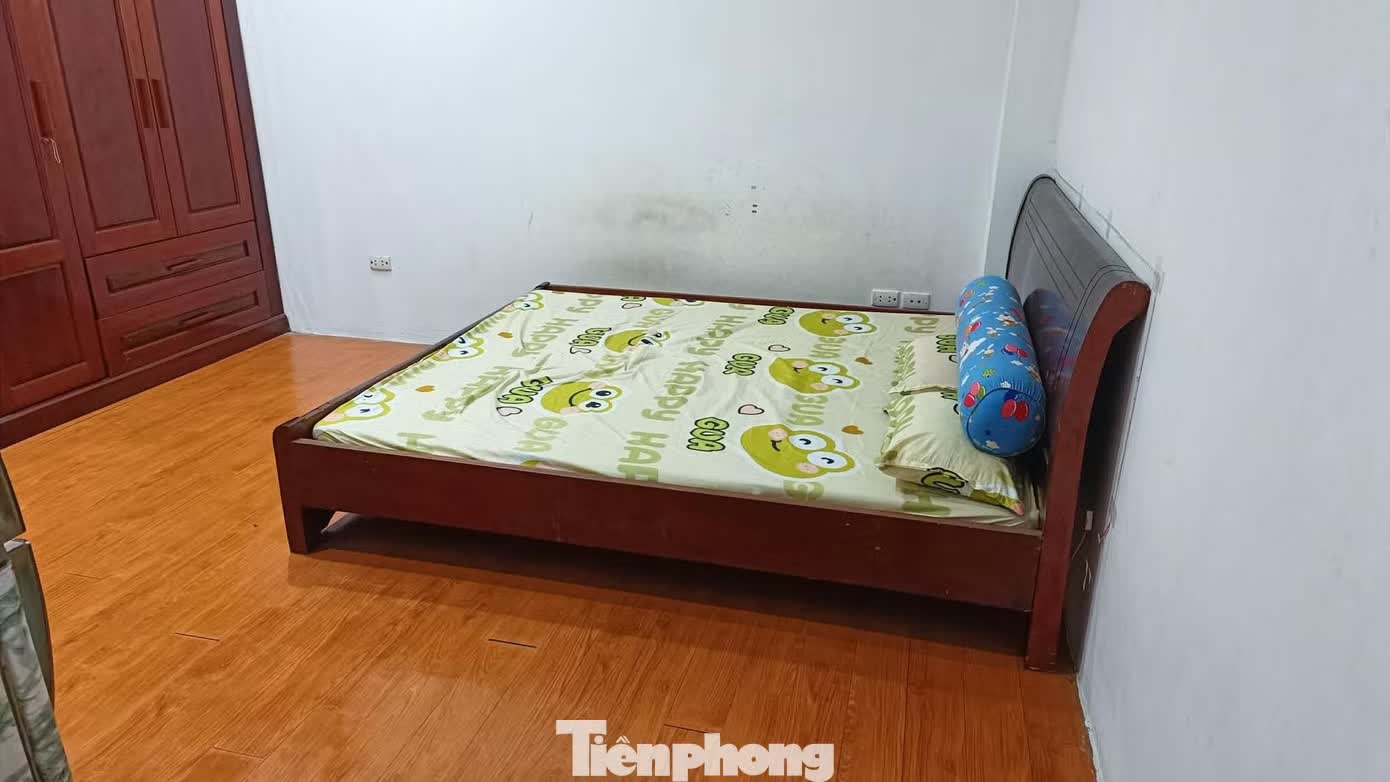 Bé gái 4 tuổi, Bị bạo hành ảnh 3 Be gai 4 tuoi, Bi bao hanh anh 3